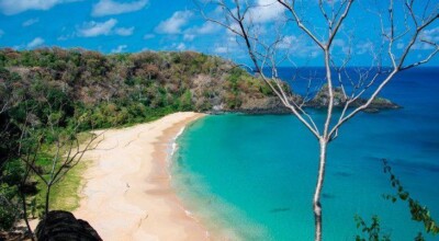 20 praias brasileiras paradisíacas que você precisa conhecer