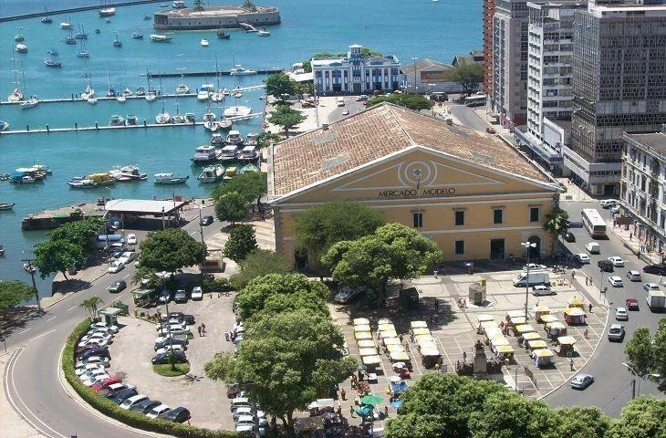 Resultado de imagem para salvador turistas brasileiros