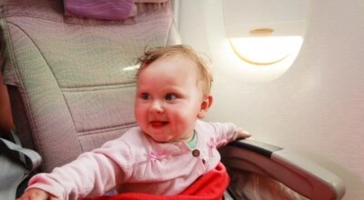 10 dicas para quem vai viajar de avião com bebês de até 2 anos