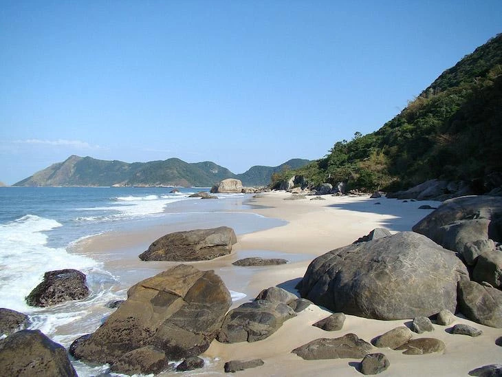 16 Praias do Rio de Janeiro: das mais desertas às ideais para um agito