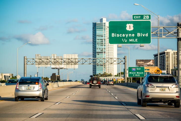 5 dicas para dirigir nos EUA e evitar qualquer problema com a polícia