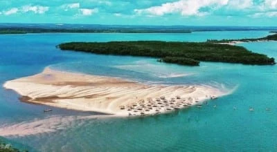 Praias de Aracaju: 10 opções para conhecer durante a sua viagem