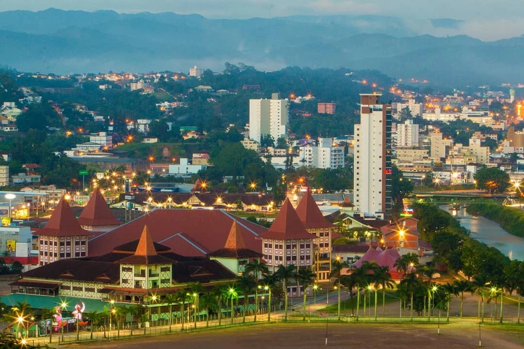 Brusque: o paraíso das compras em Santa Catarina Brusque: o paraíso das compras em Santa Catarina