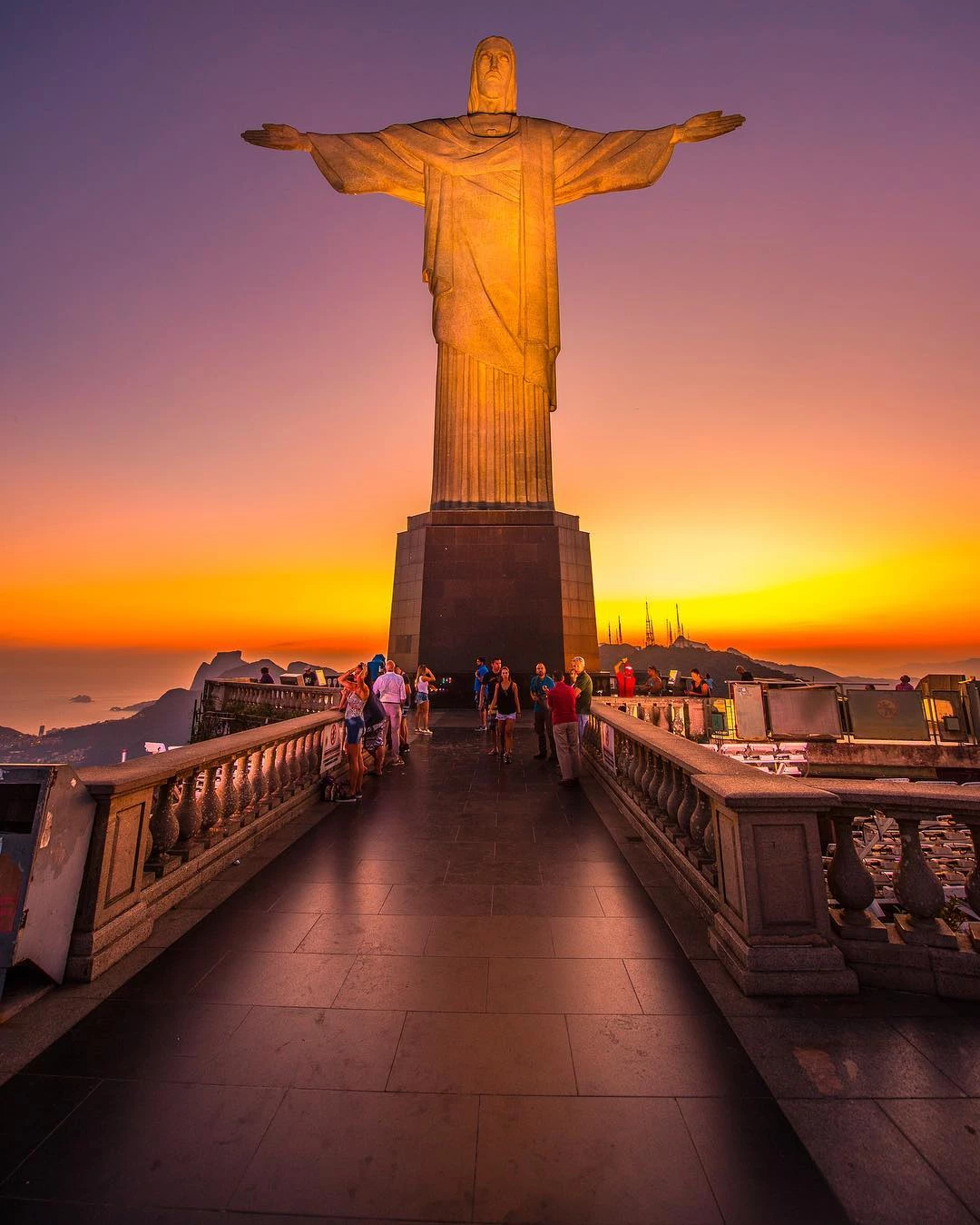 valor tour cristo redentor