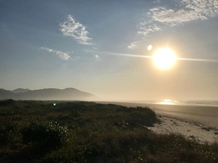 Praia em Ilha do Cardoso