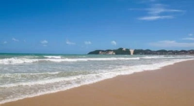 Imagem ilustrativa: Praia de Ponta Negra (Natal): conheça o principal cartão-postal potiguar