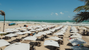 Imagem ilustrativa: Praia do Futuro: 10 melhores barracas para curtir esse paraíso cearense