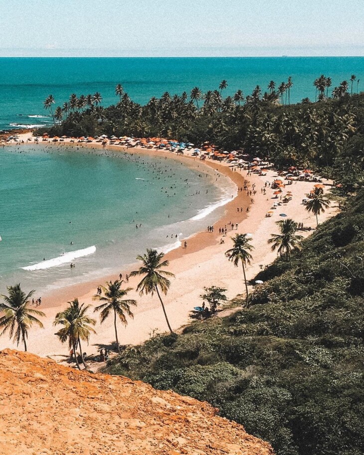 Praia de Coqueirinho um lugar paradisíaco e uma viagem inesquecível Praia de Coqueirinho um lugar paradisíaco e uma viagem inesquecível