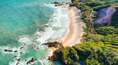 Imagem ilustrativa: Tambaba: conheça a mais bela praia de naturismo do nordeste brasileiro