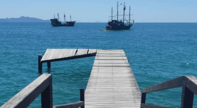 Praia do Estaleiro: uma saída para quem quer fugir da agitação de Balneário Camboriú