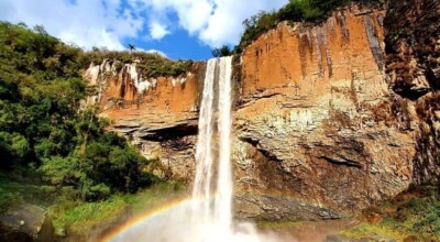 Imagem ilustrativa: 8 dicas para conhecer a Cascata do Chuvisqueiro, na Serra do RS