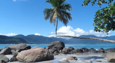Imagem ilustrativa: 6 motivos para você visitar a Praia do Aventureiro, em Ilha Grande