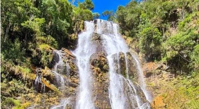 Imagem ilustrativa: Se banhe na Cachoeira Chica Dona, o paraíso mineiro ideal para relaxar