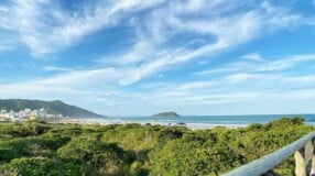7 atividades na Praia de Palmas, um paraíso escondido em Santa Catarina