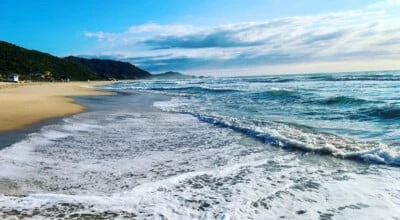 7 programas na Praia Mole para relaxar e curtir o litoral catarinense