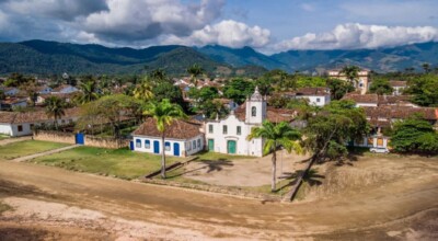 Imagem ilustrativa: Saiba como aproveitar Paraty, uma cidade histórica da Costa Verde (RJ)