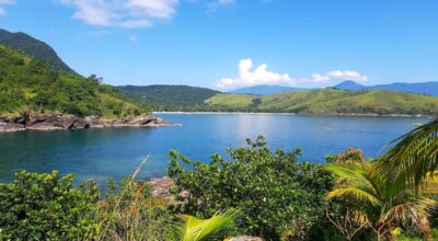 Conheça São Sebastião, um recanto de belas praias no litoral de SP