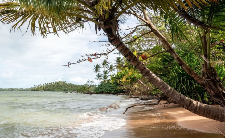 Praia do Outeiro na Ilha de Boipeba