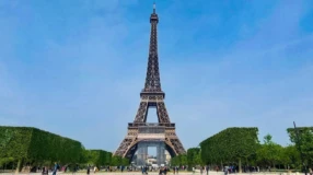 Da base ao topo: descubra como aproveitar a Torre Eiffel antes mesmo de chegar em Paris