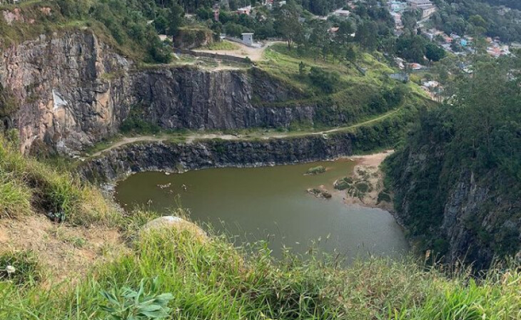 Pedreira do Dib em Mairiporã