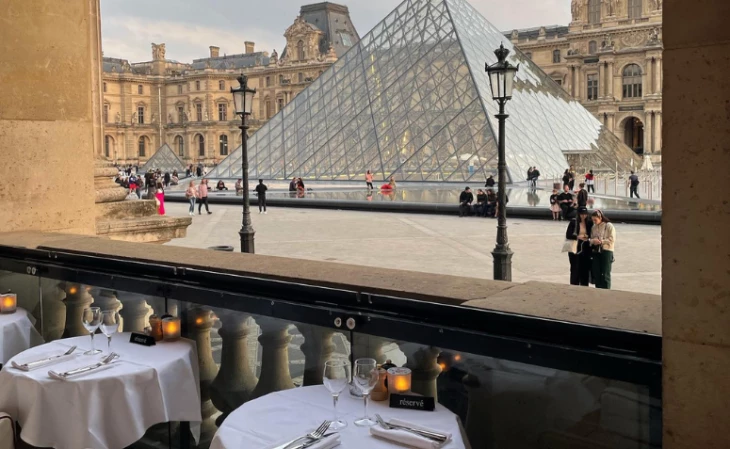 Cafés e Restaurantes no Museu do Louvre