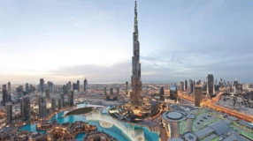 Conheça o Burj Khalifa, o edifício mais alto do mundo no centro de Dubai