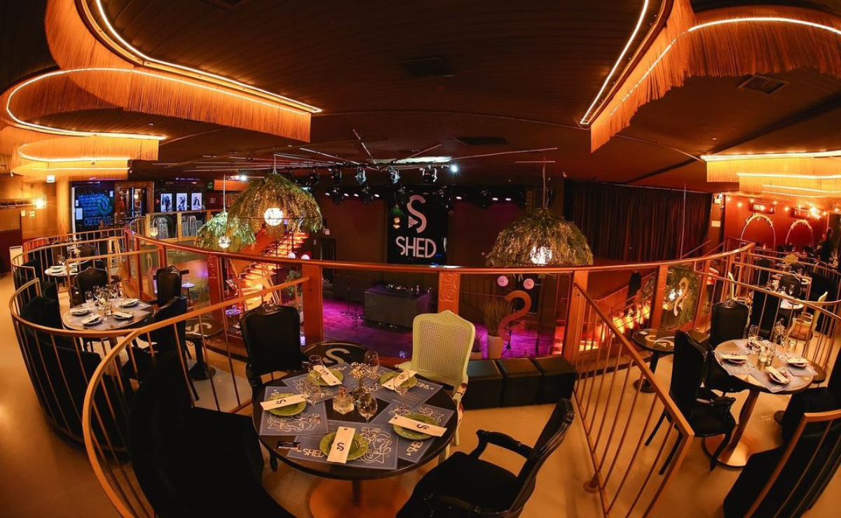 Bares em Balneário Camboriú 10 opções com diferentes estilos