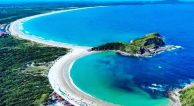 Imagem ilustrativa: Praia das Conchas em Cabo Frio: conheça a pérola do litoral fluminense