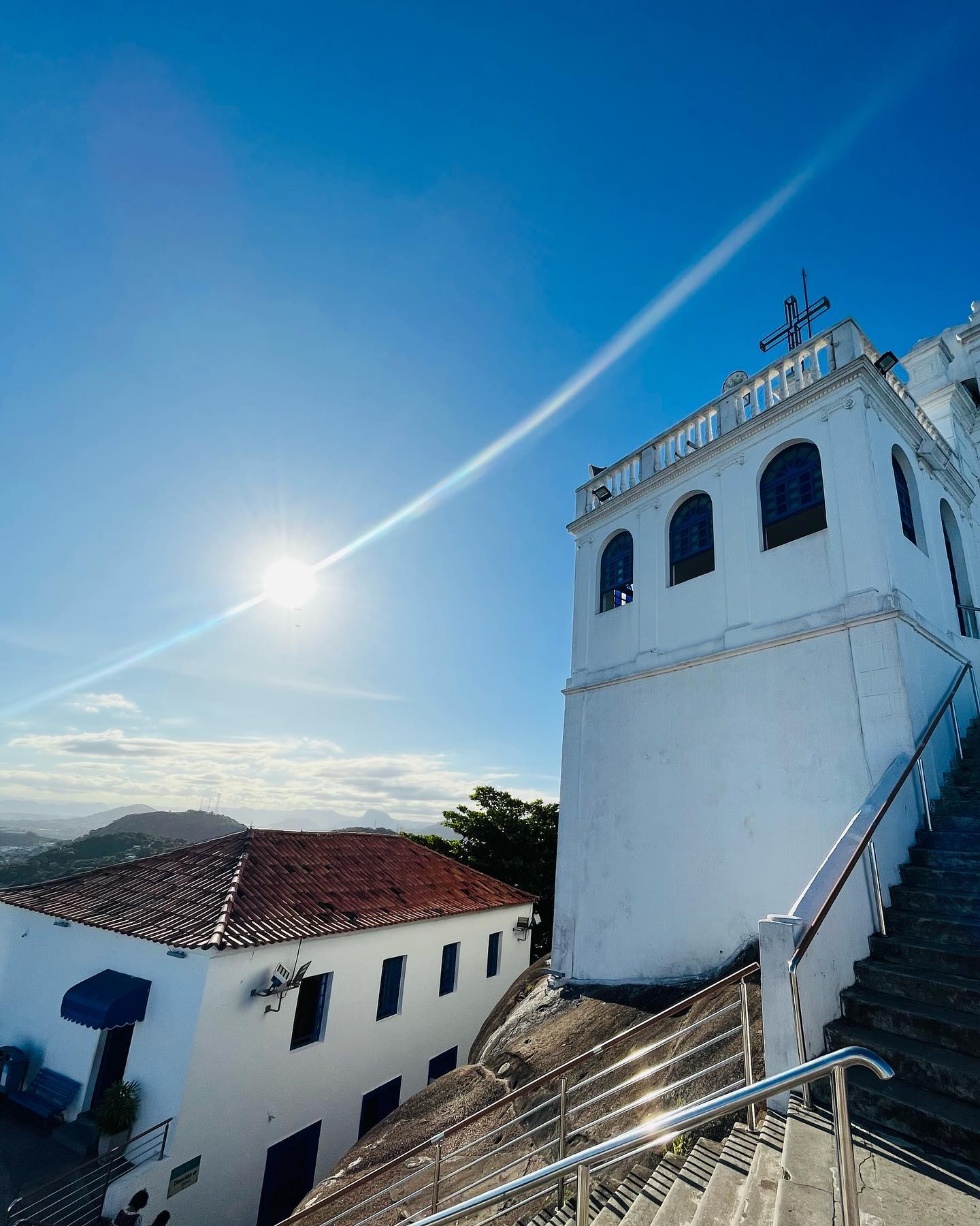 Vista angular do Convento da Penha