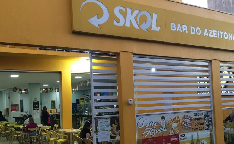 Bar do Azeitona próximo à Unicesumar