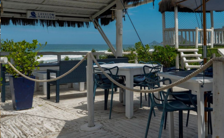 beach club na Praia da Reserva no Rio de Janeiro