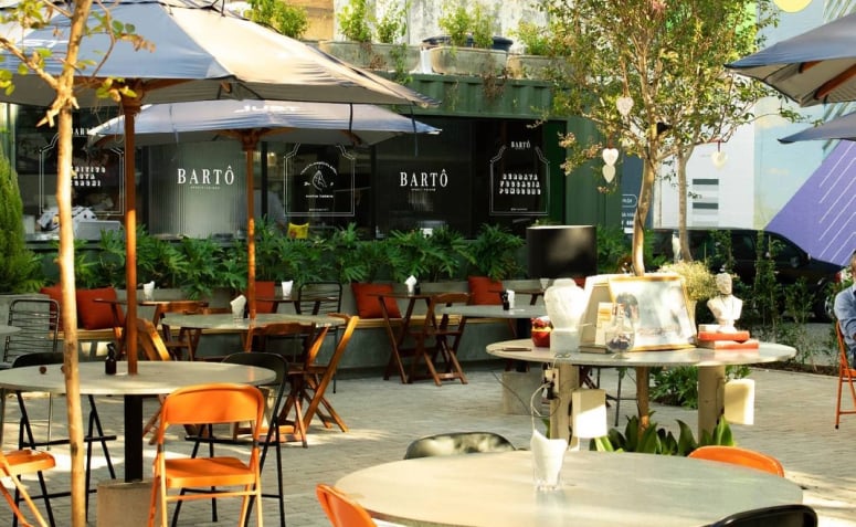 espaço externo do restaurante Bartô em Maringá