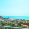 Renove as energias na Praia Brava, em Florianópolis